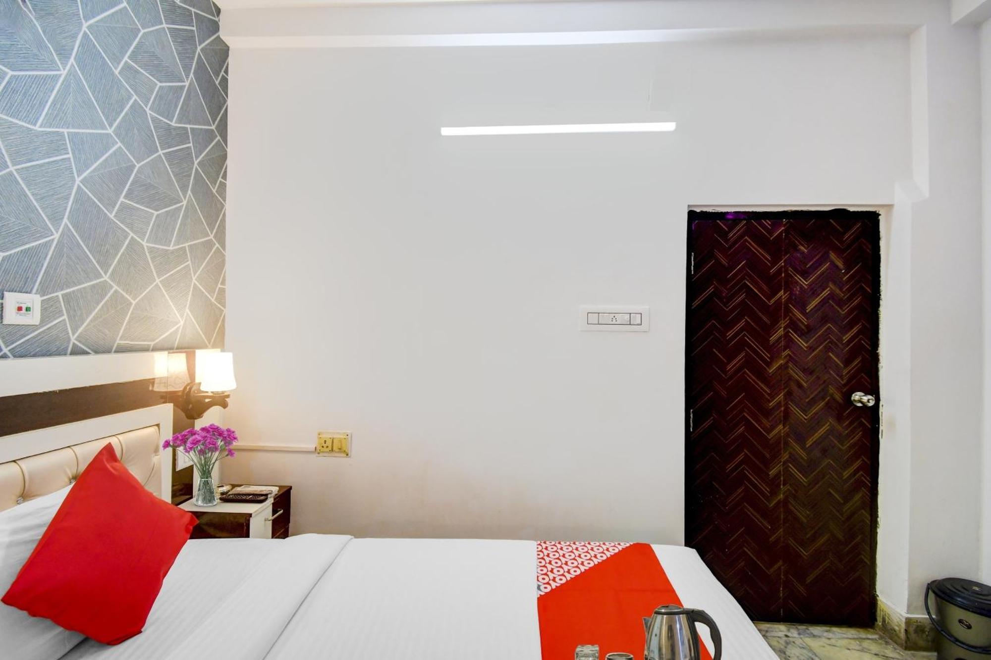 Hotel O The Nest Inn Near Acropolis Mall Jādabpur Kültér fotó
